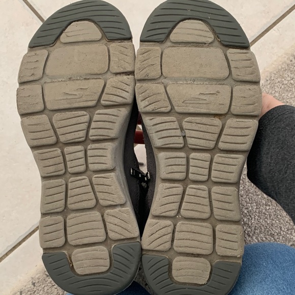 Skechers Black and Gray Winter Boots - Picture 10 of 17